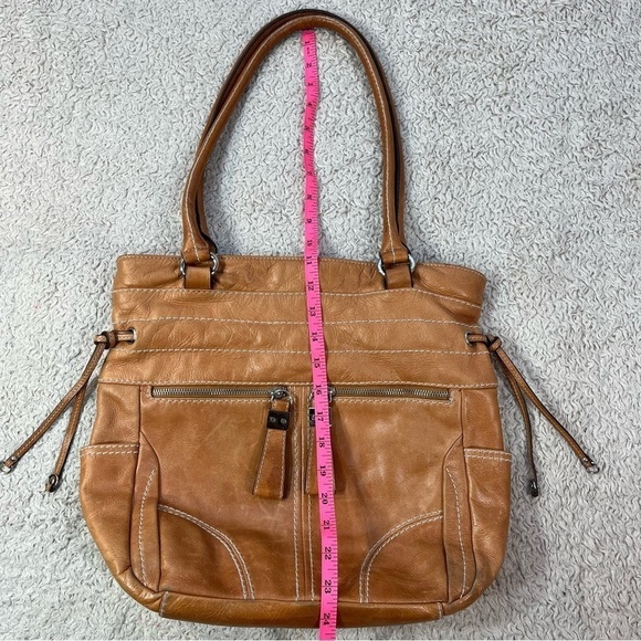 Tignanello Carmel Genuine Leather Hobo Bag 3 Front Zippered Pockets Big Interior - Picture 4 of 16